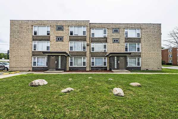 14133 S School St property